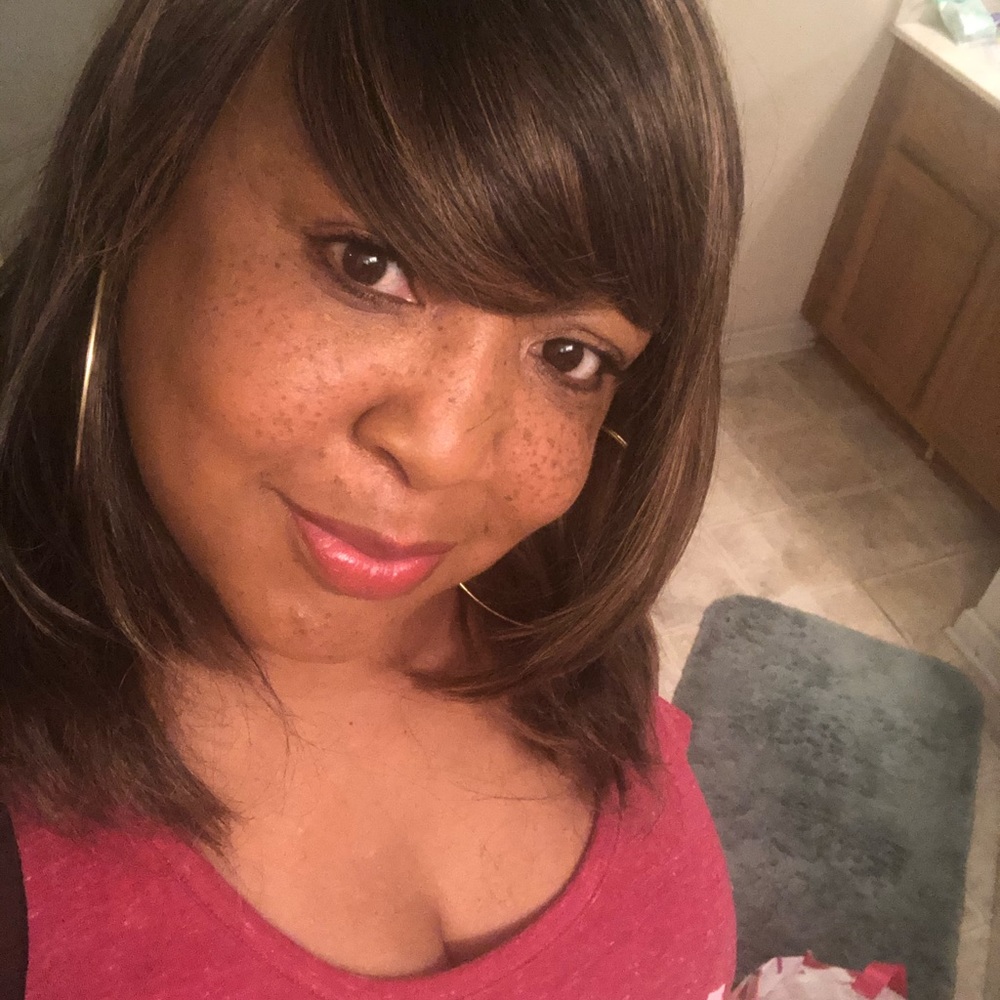 Meet your Posher, Quita